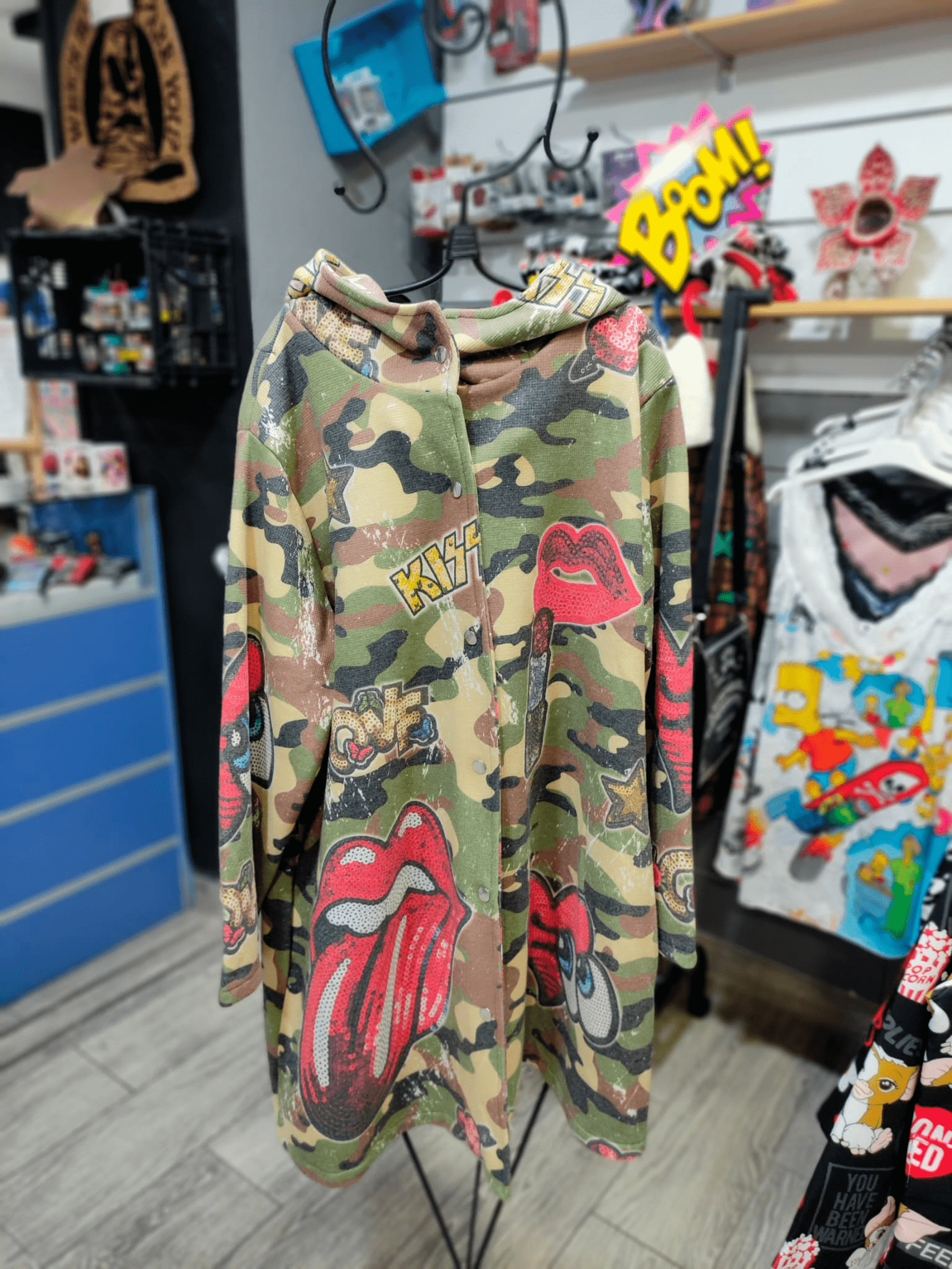 ABRIGO Franela Camuflaje Capucha Rolling Stone - 2