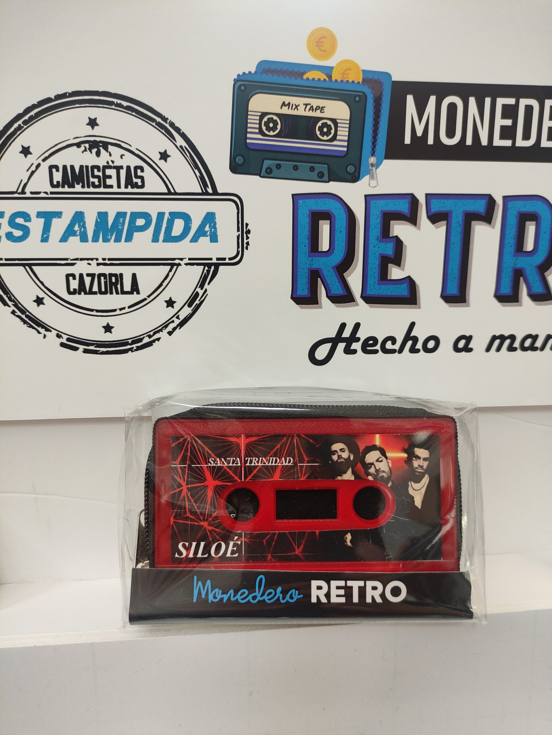 Monederos hechos con casettes - 46