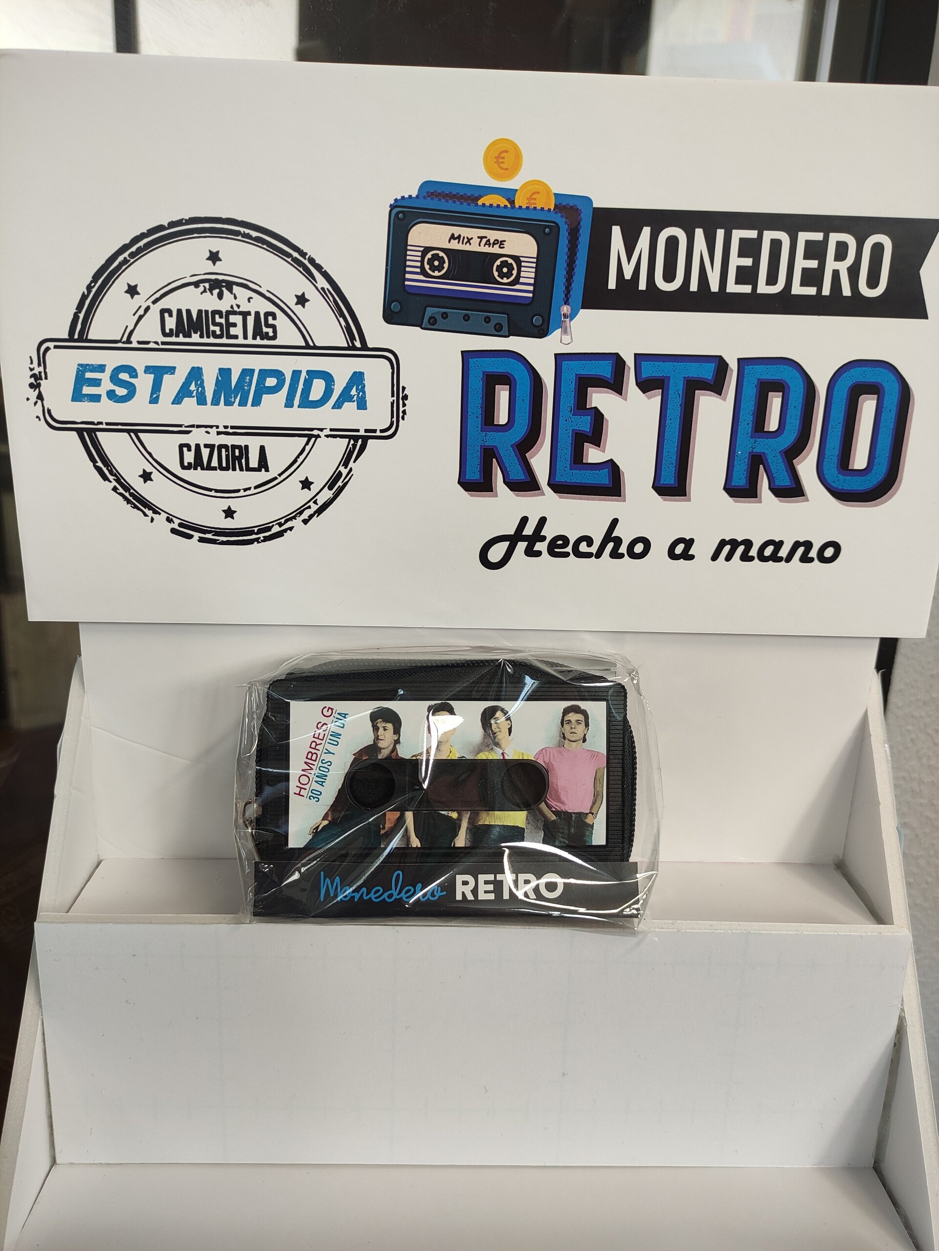Monederos hechos con casettes - 65