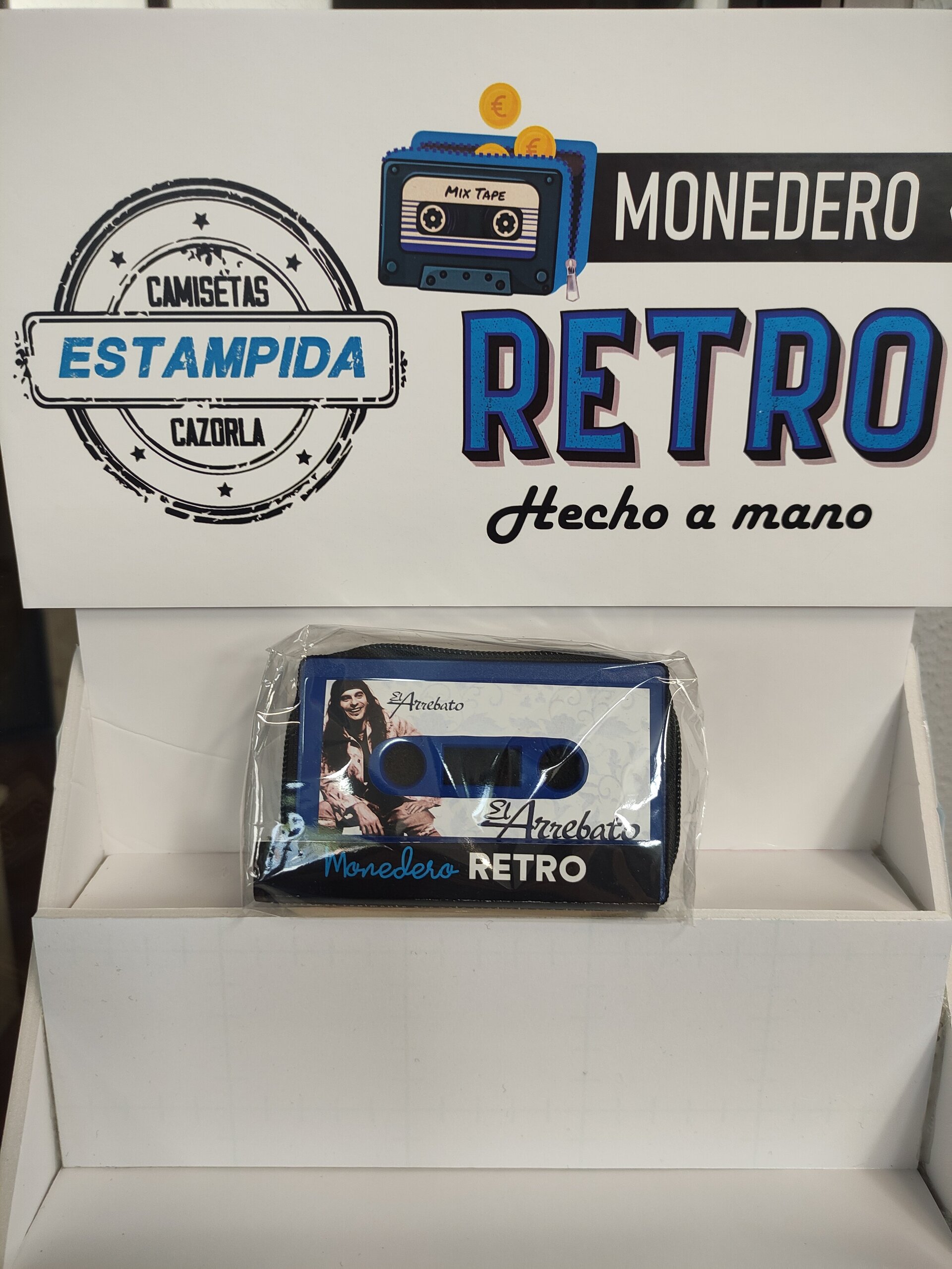 Monederos hechos con casettes - 5