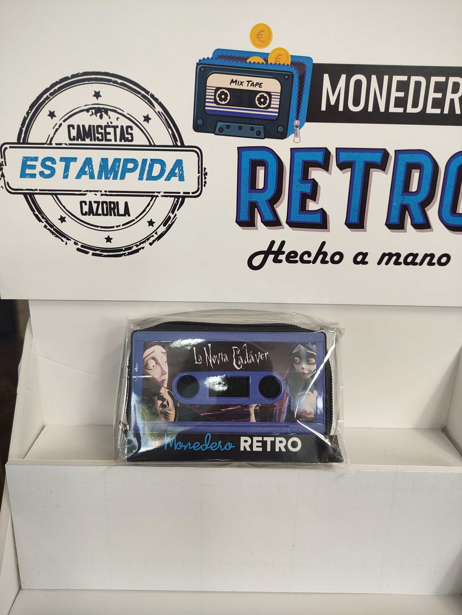 Monederos hechos con casettes - 62