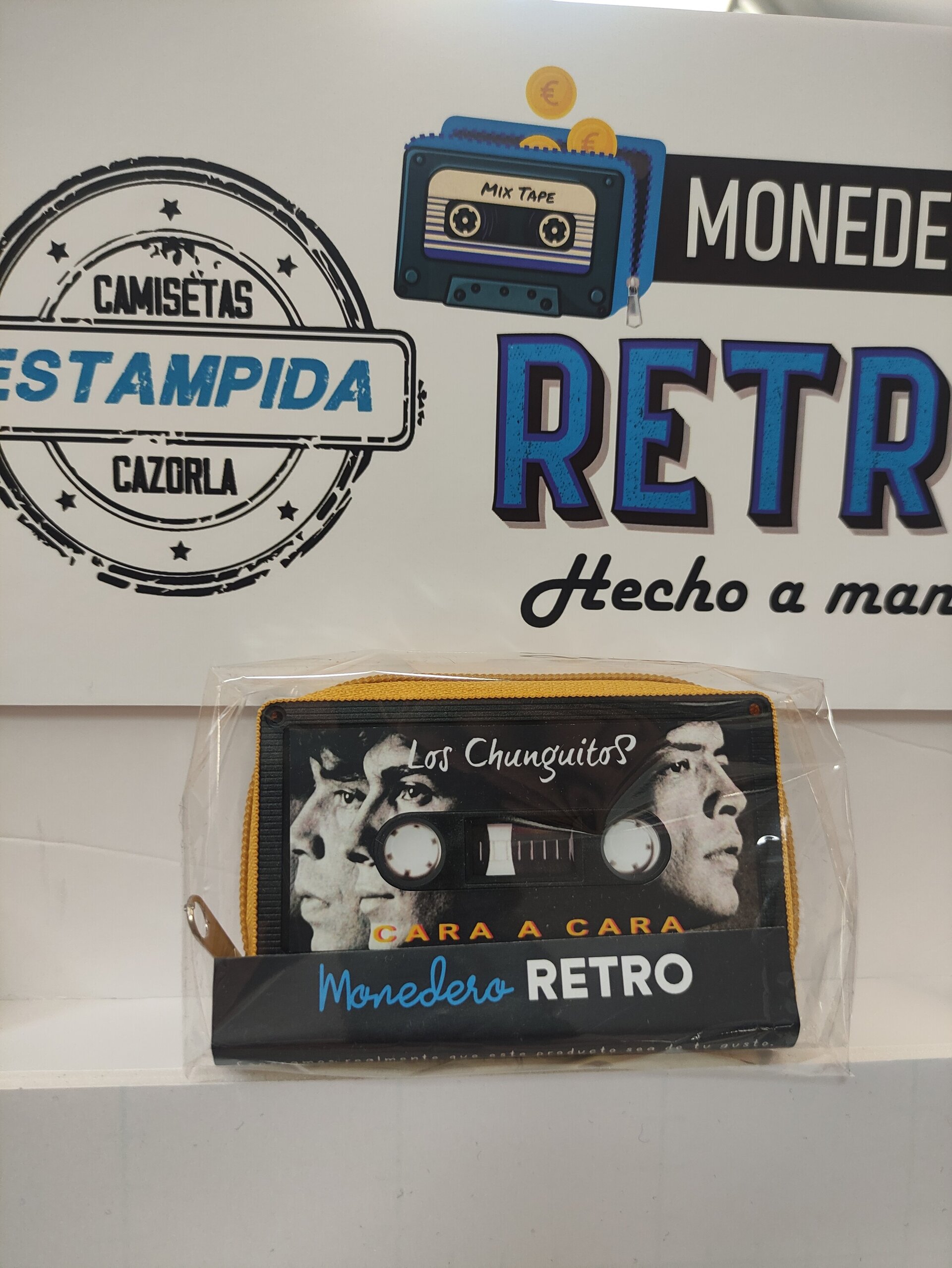 Monederos hechos con casettes - 16