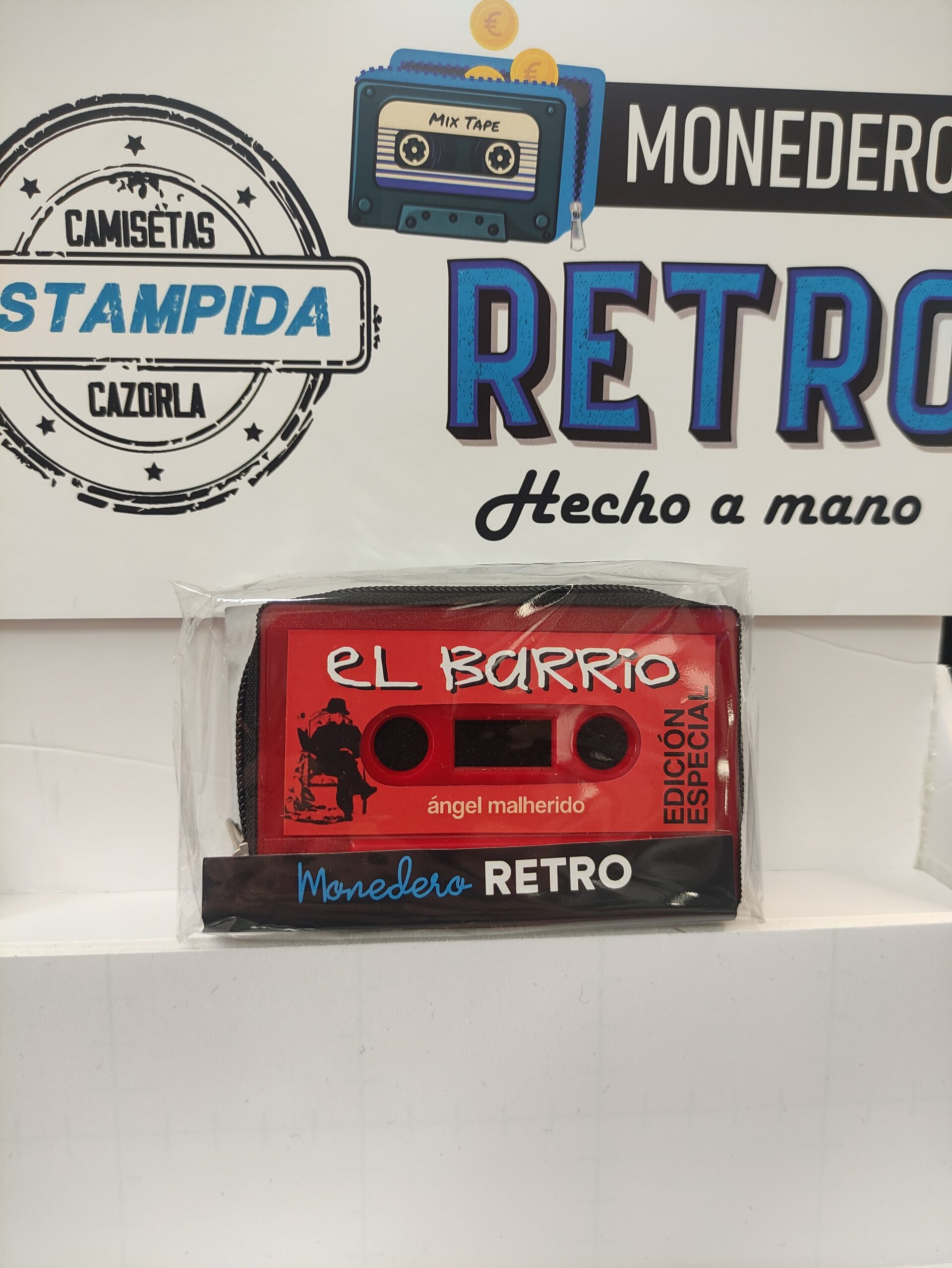 Monederos hechos con casettes - 14