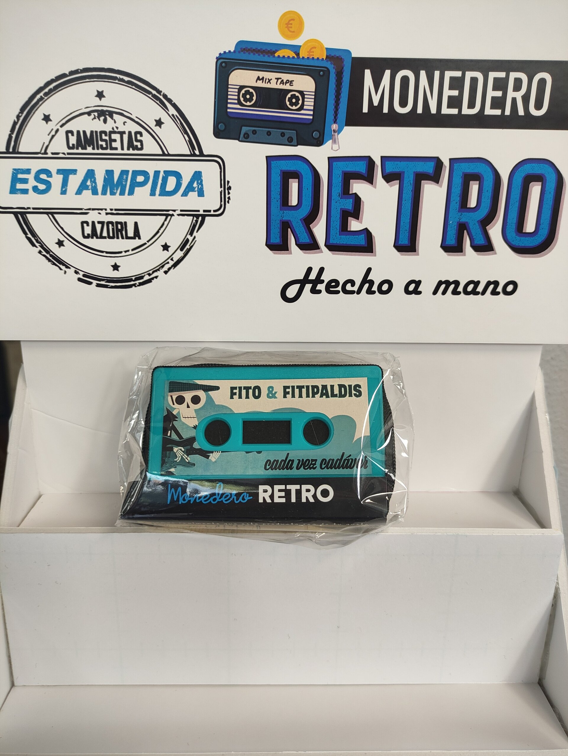 Monederos hechos con casettes - 9
