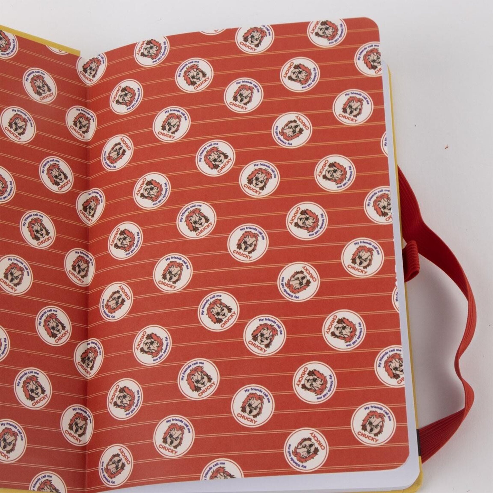 SET DE PAPELERÍA CHUCKY - 6