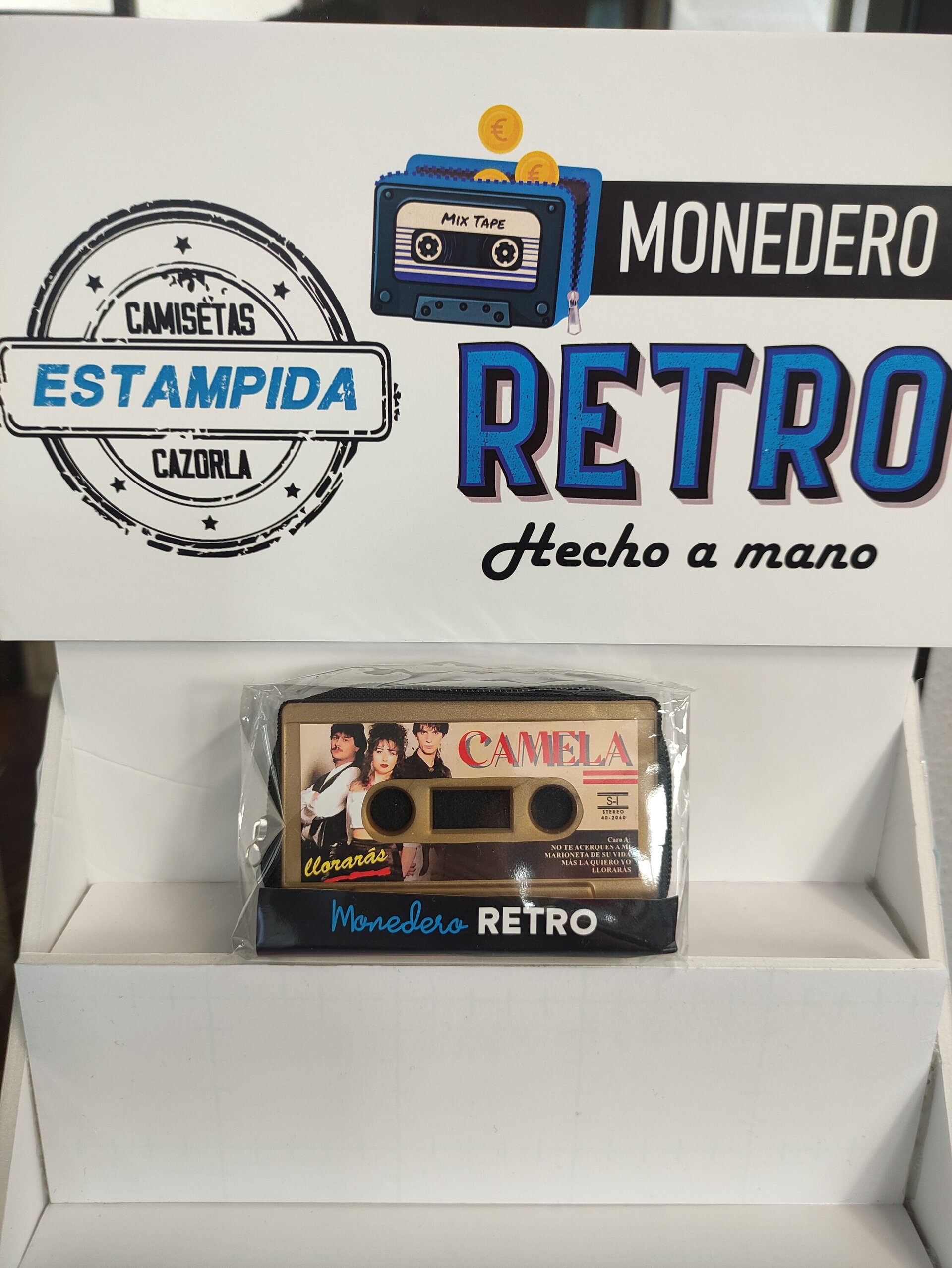 Monederos hechos con casettes - 55